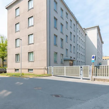 Hilltop - Grand Gonsiori Apartment *