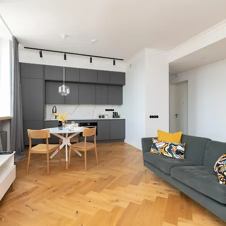Hilltop - Grand Gonsiori Appartement