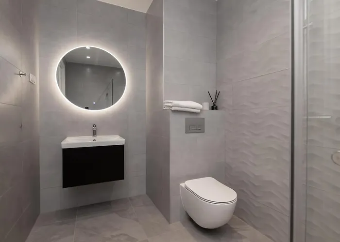 Hilltop - Grand Gonsiori Apartmán *